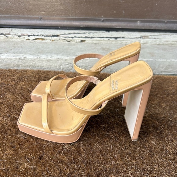 Jeffery Campbell Dusty Nude Patent Leather Hustler Platform Sandals Sz 7.5 - Picture 3 of 11